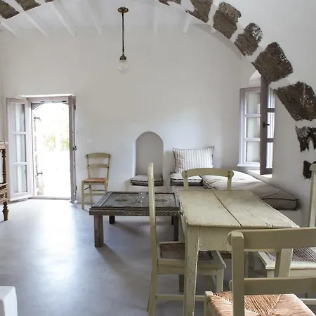 Feriehus Kafka Stone House