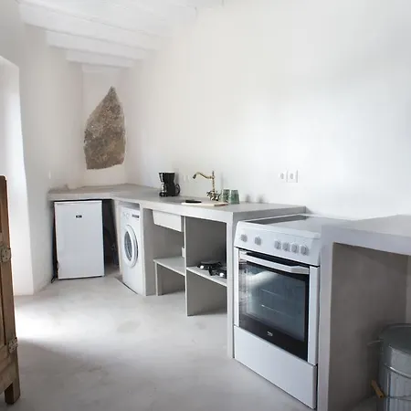 Feriehus Kafka Stone House *