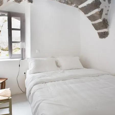 Kafka Stone House * Emporeios (Nisyros)