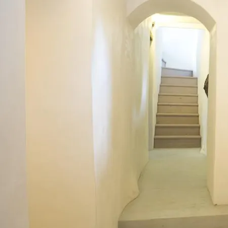 Kafka Stone House Εμπορειός