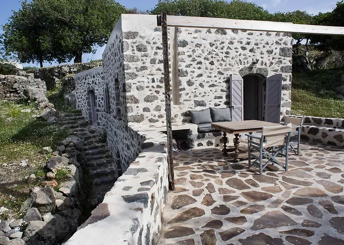 Kafka Stone House * Emporeiós