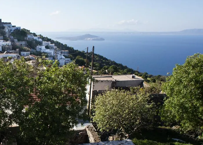 Kafka Stone House Tatil Evi Emporeiós